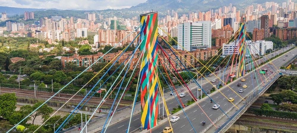Puente de la 4 Sur, aerial view of Medellín, Colombia